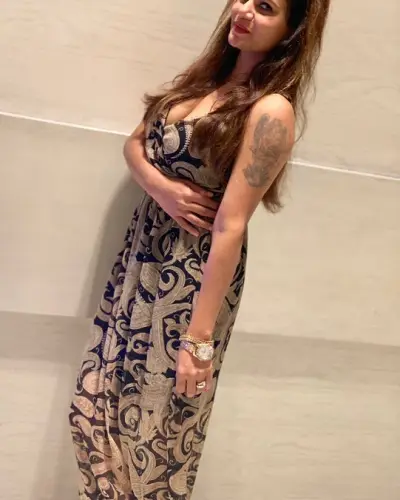Sanguem Escort